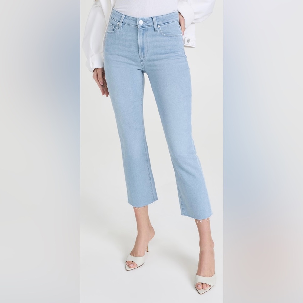 - NWT PAIGE Cindy Crop Distressed Hem Jeans - 29 & 31 - Picture 1 of 4